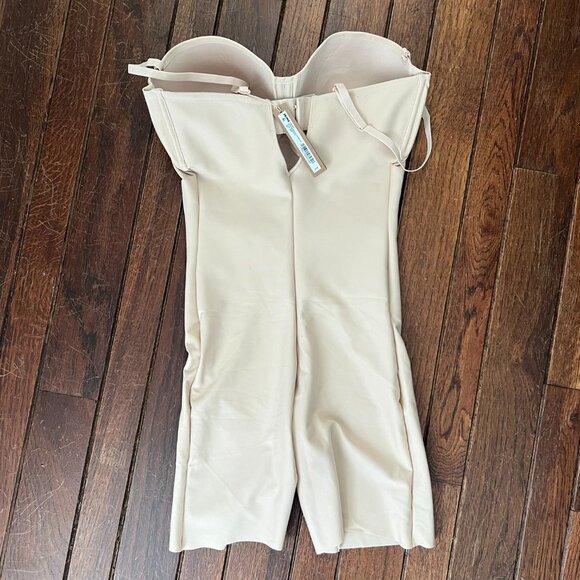 SKIMS Body Zoned Underwire Mid Thigh Bodysuit - Sand - Size Large - NWT - Picture 6 of 7